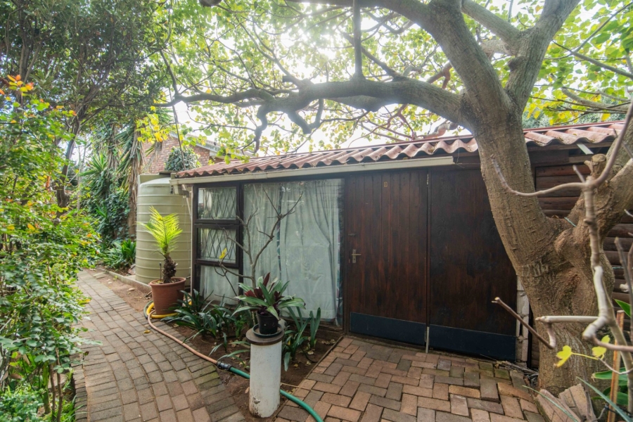 6 Bedroom Property for Sale in Bluewater Bay Eastern Cape